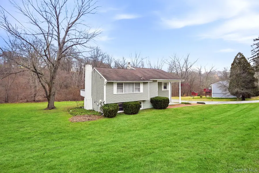 55 Robin Drive, Carmel, NY 10512 - Image #3