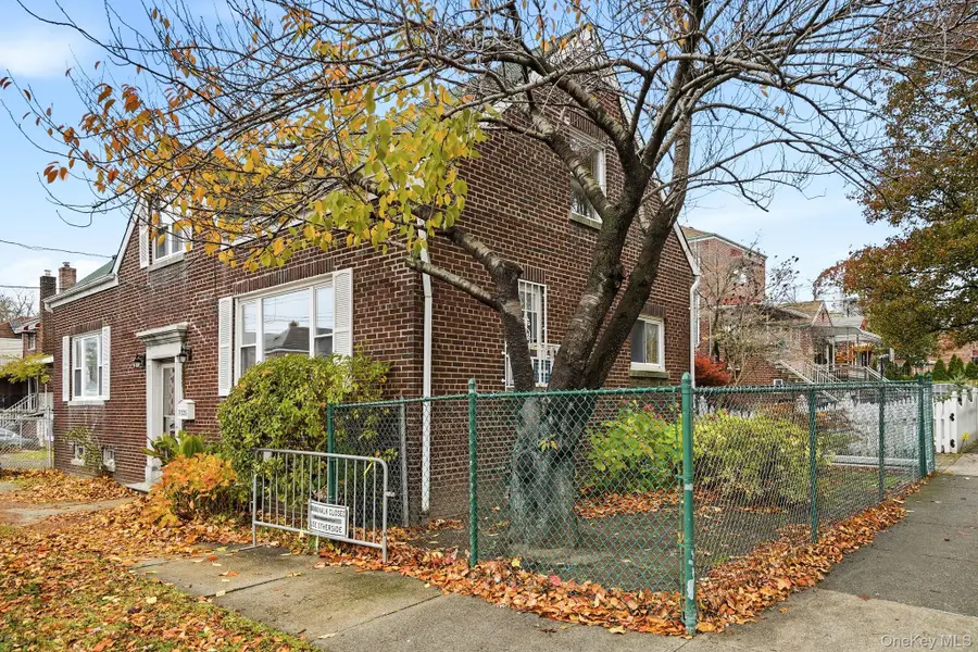 2335 Young Avenue, Bronx, NY 10469 - Image #3