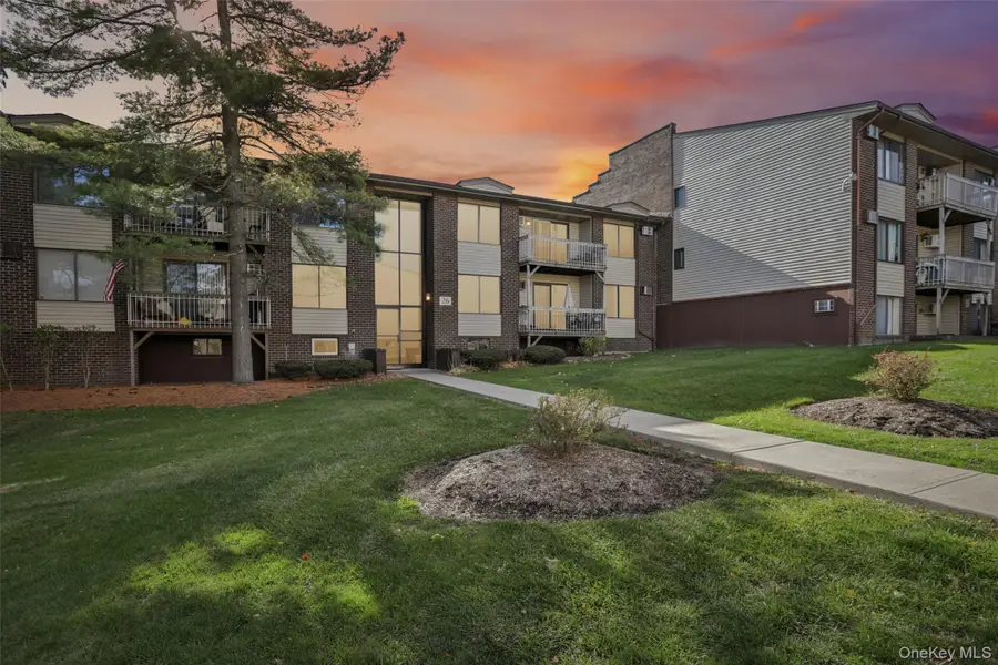 262 Country Club Lane, Pomona, NY 10970 - Image #2