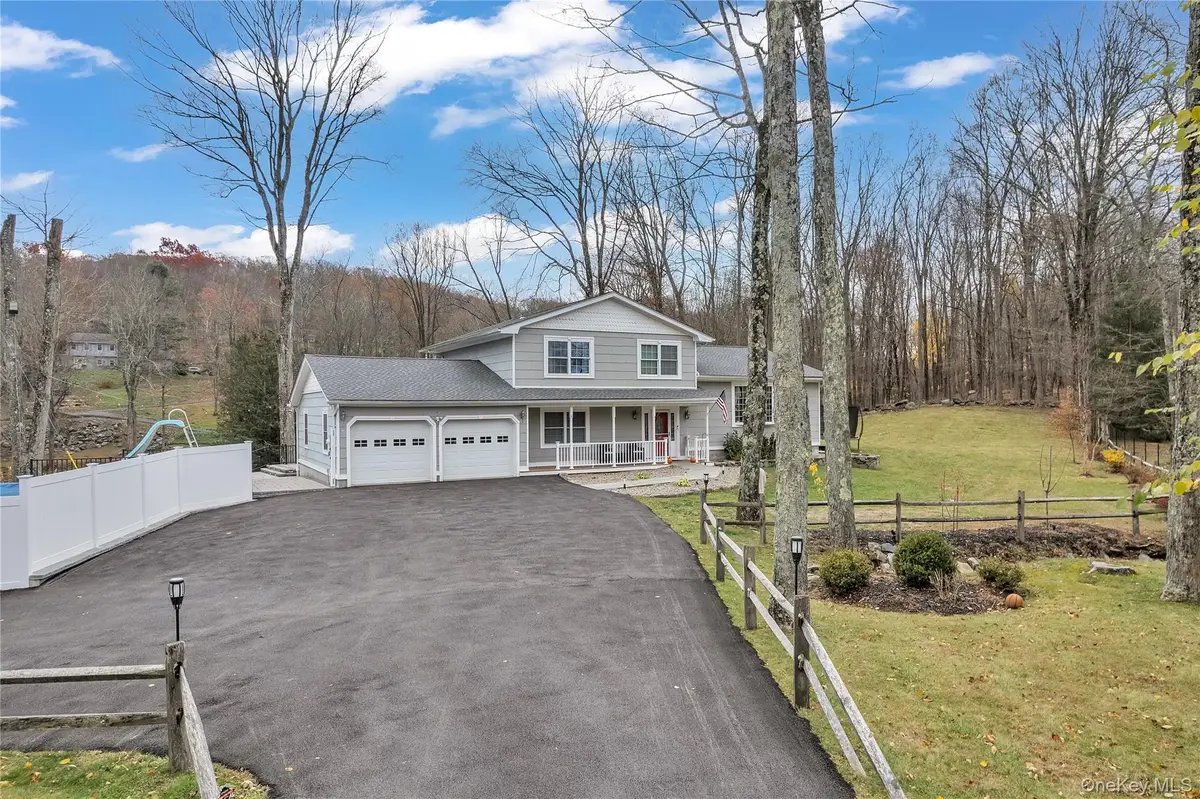 297 Church Road, Putnam Valley, NY 10579 - Image #1