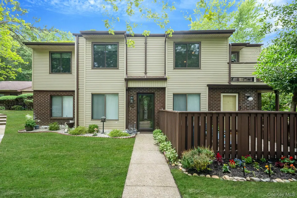 124 Birchwood Road #124, Coram, NY 11727 - Image #1