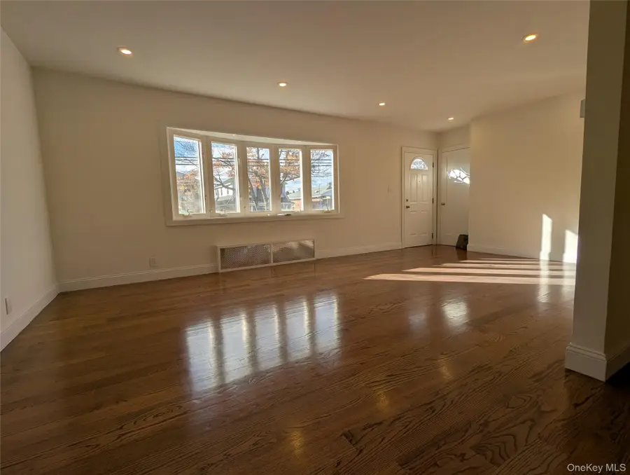 15751 12th Road, Beechhurst, NY 11357 - Image #3