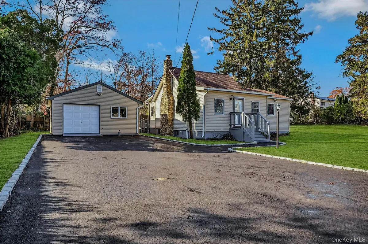 8 Pansy Road, Rocky Point, NY 11778 - Image #1