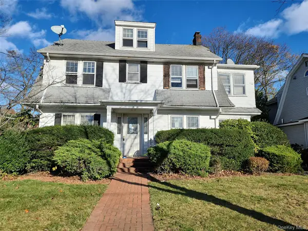 39 Hilbert Street, Hempstead, NY 11550