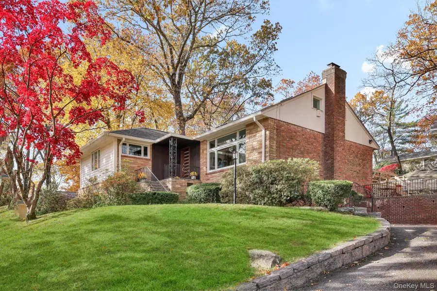 331 Old Colony Road, Hartsdale, NY 10530 - #2