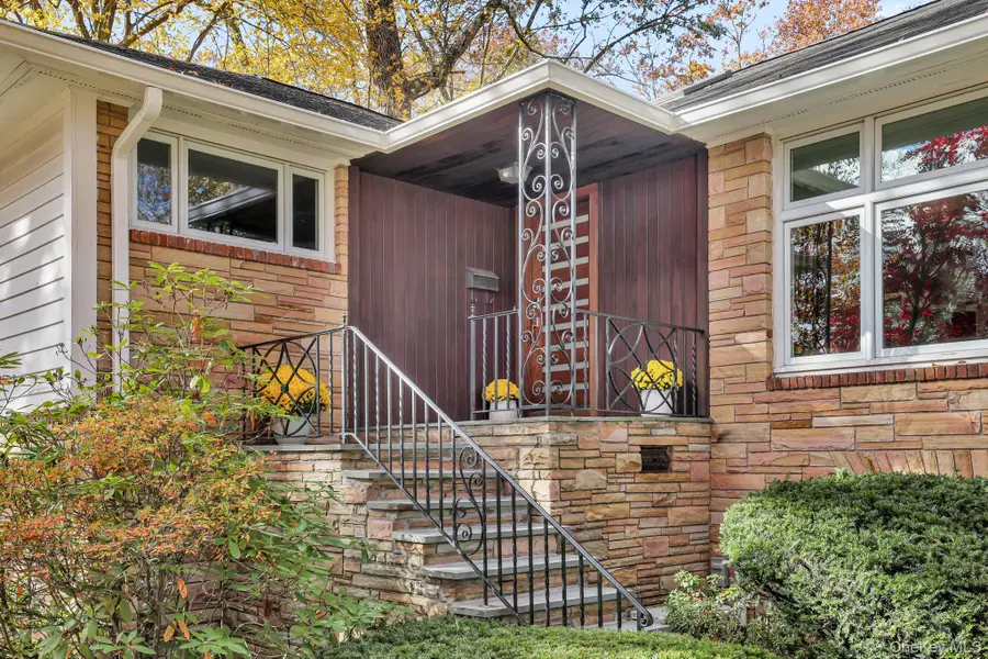 331 Old Colony Road, Hartsdale, NY 10530 - #3