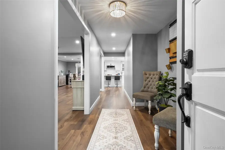 19 Corvette Road, Selden, NY 11784 - Image #3