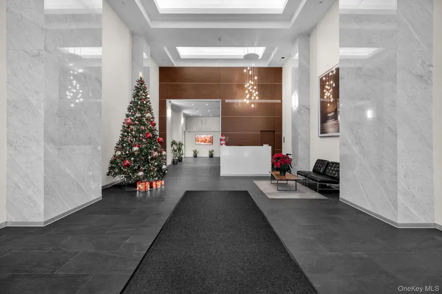 4 Martine Avenue #418, White Plains, NY 10606 - Image #2