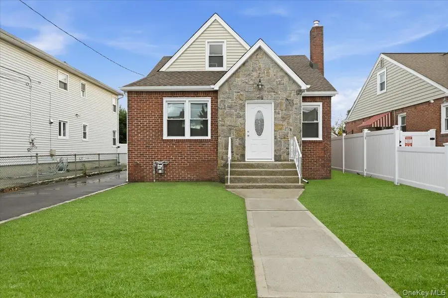 253 William Street, West Hempstead, NY 11552 - Image #3