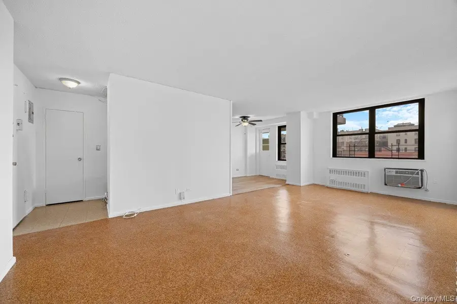 1966 Newbold Avenue #408, Bronx, NY 10472 - Image #2