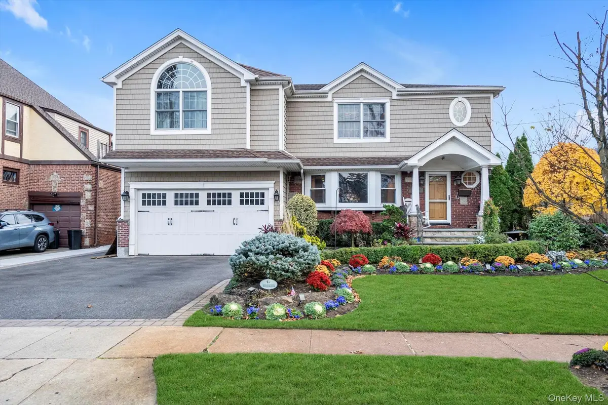 65 Reyam Road, Lynbrook, NY 11563 - Image #1