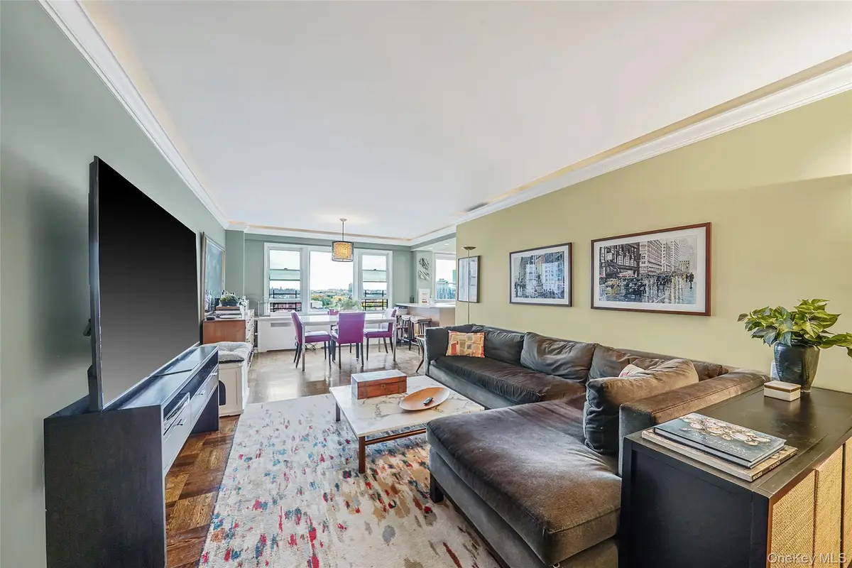 460 E 79th Street #11DE, Manhattan, NY 10075 - Image #1