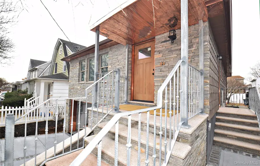 86-16 262nd Street, Floral Park, NY 11001 - Image #3