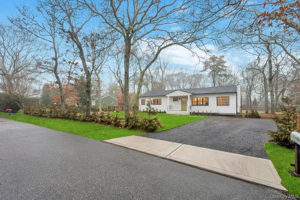 10 Shinnecock Lane, Hampton Bays, NY 11946 - #1