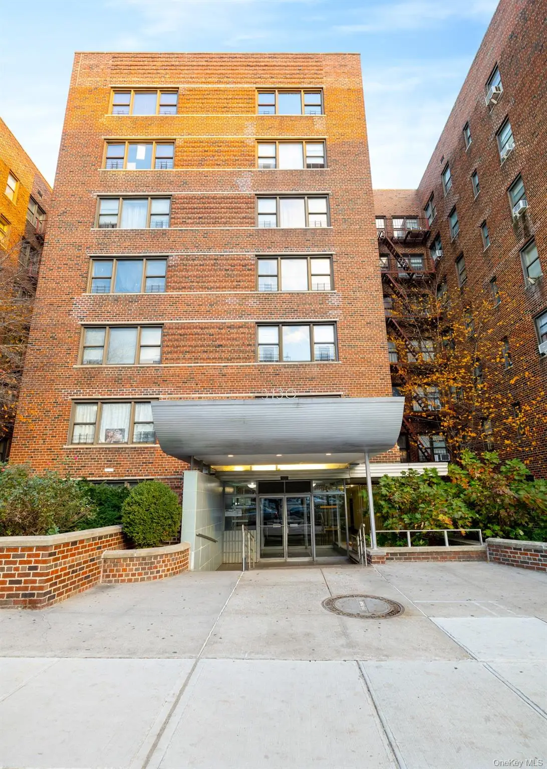 3130 Grand Concourse #2J, Bronx, NY 10458 - Image #1