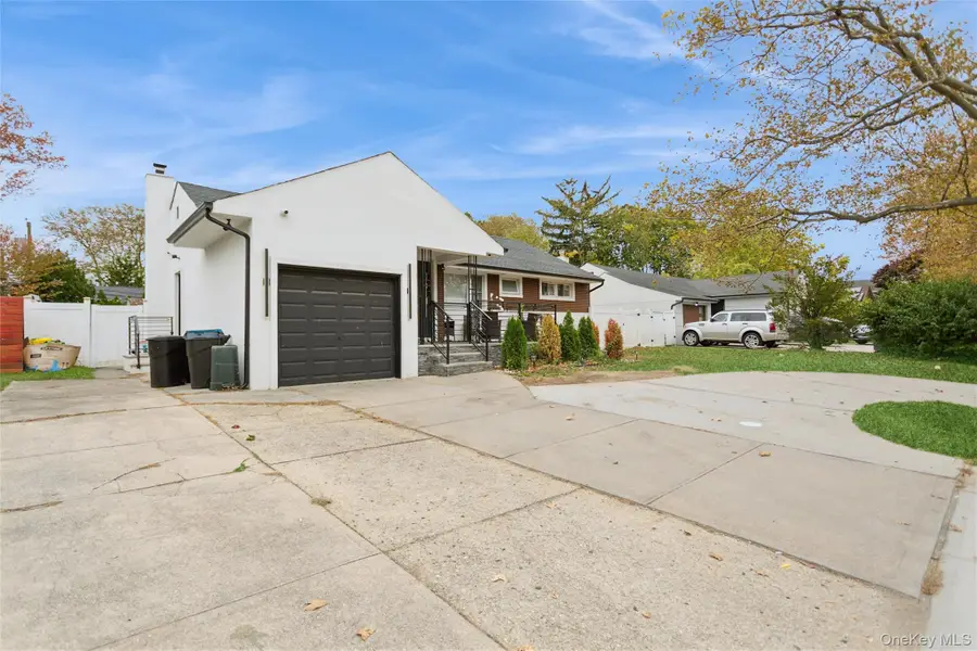 84 Rosedale Road, North Woodmere, NY 11581 - Image #2