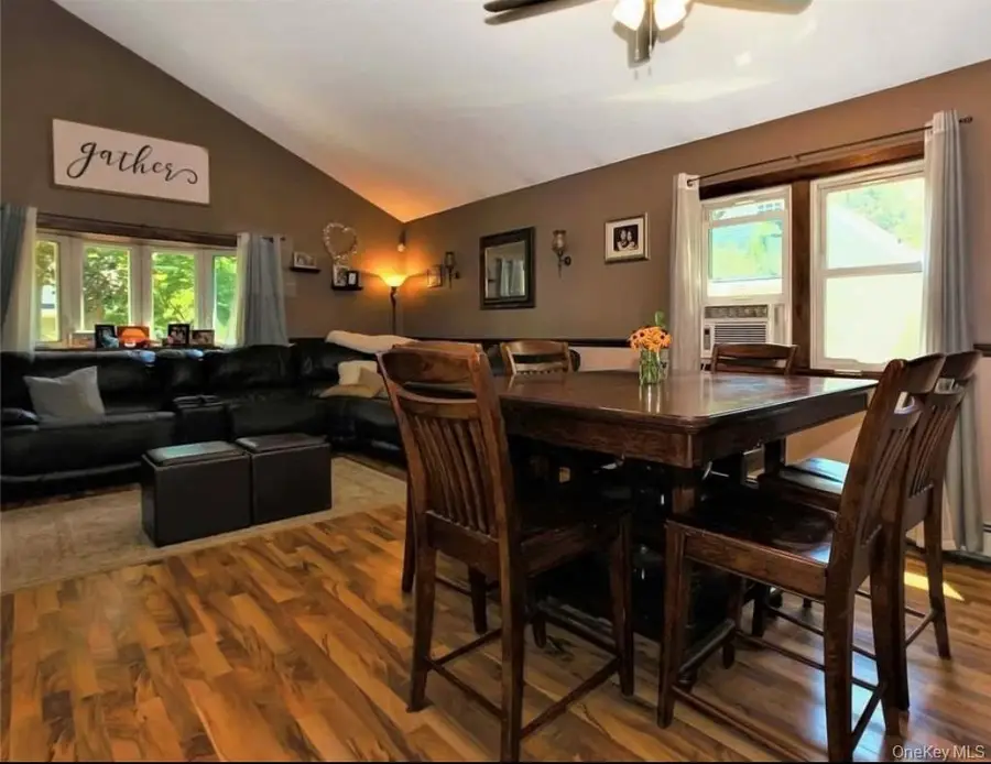 465 Wellwood Drive, Shirley, NY 11967 - Image #3