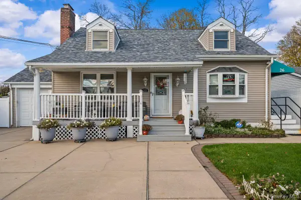 26 W 11th Street, Huntington Station, NY 11746