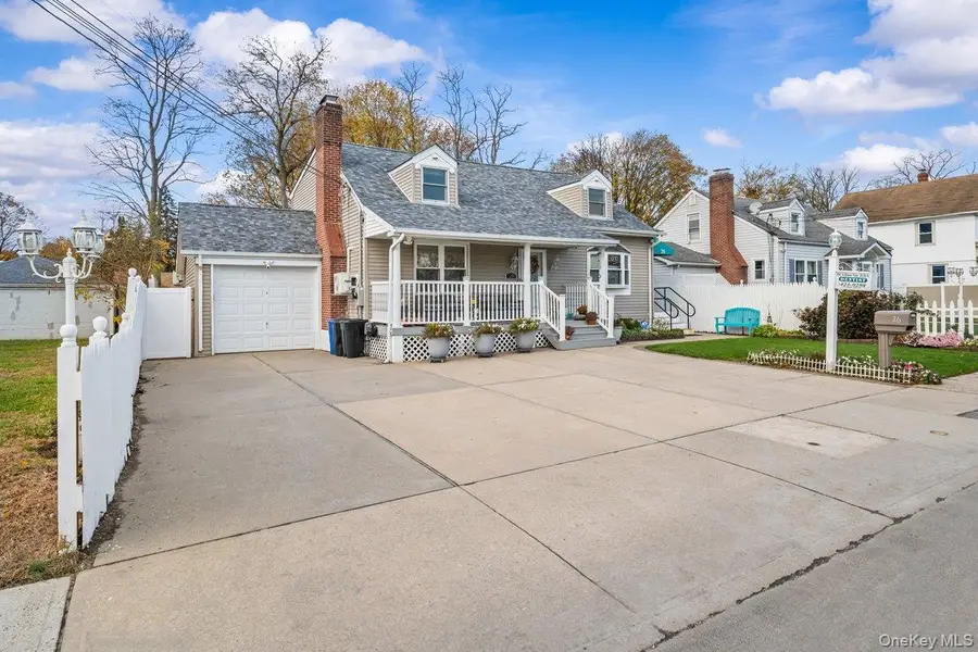 26 W 11th Street, Huntington Station, NY 11746 - Image #2
