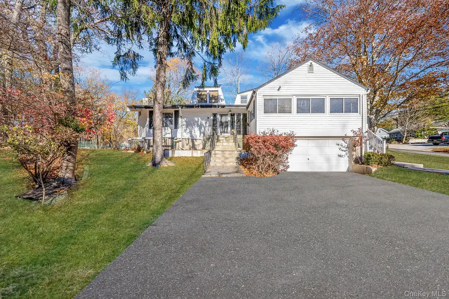 10 Sylvan Lane, Miller Place, NY 11764 - Image #2