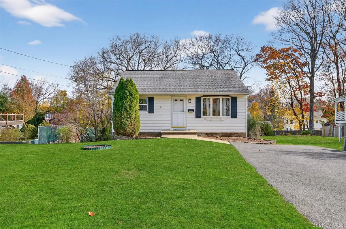 30 N Lexow Avenue, Nanuet, NY 10954 - Image #1