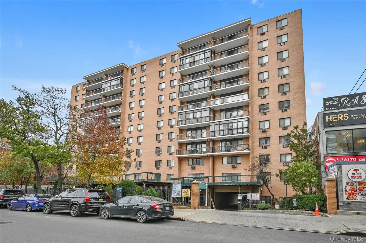 136-75 37th Avenue #PH B, Flushing, NY 11354 - #1