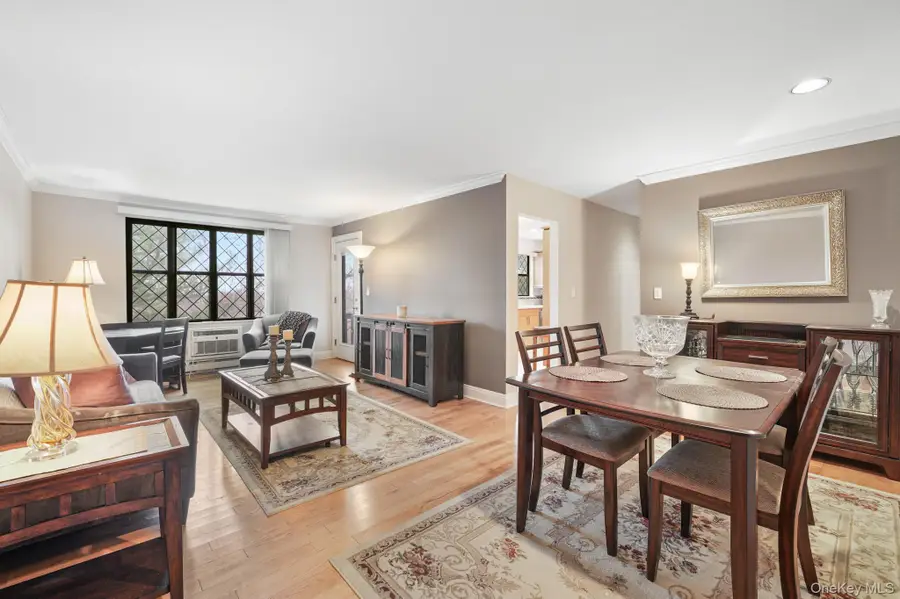 713 Sierra Vista Lane, Valley Cottage, NY 10989 - Image #2