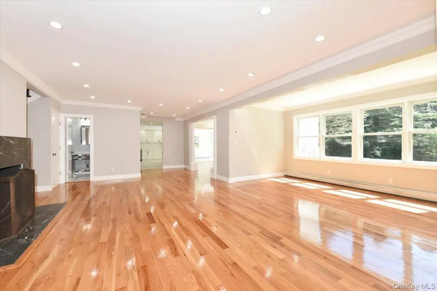 87 Dunlop Road, Huntington, NY 11743 - Image #2