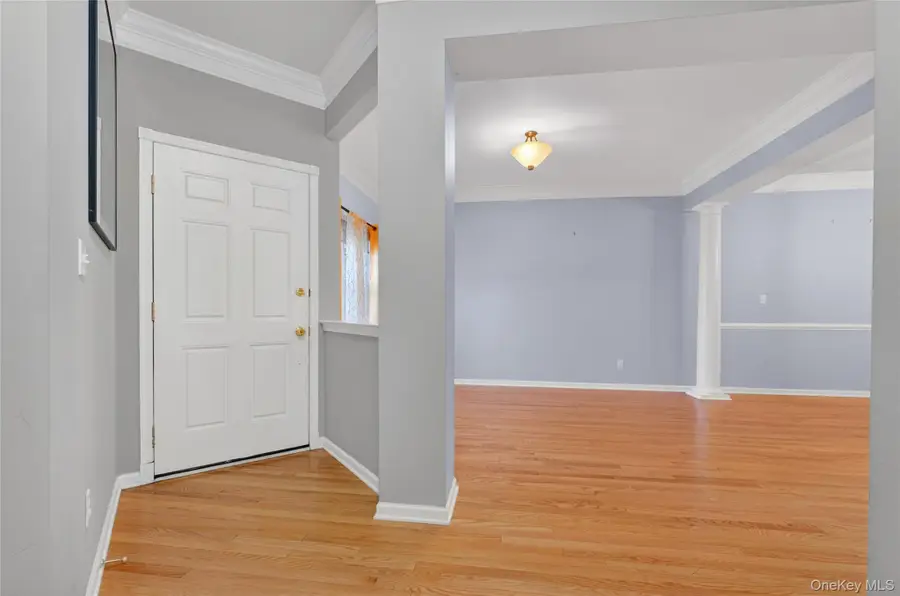 733 Huntington Drive, Fishkill, NY 12524 - Image #3