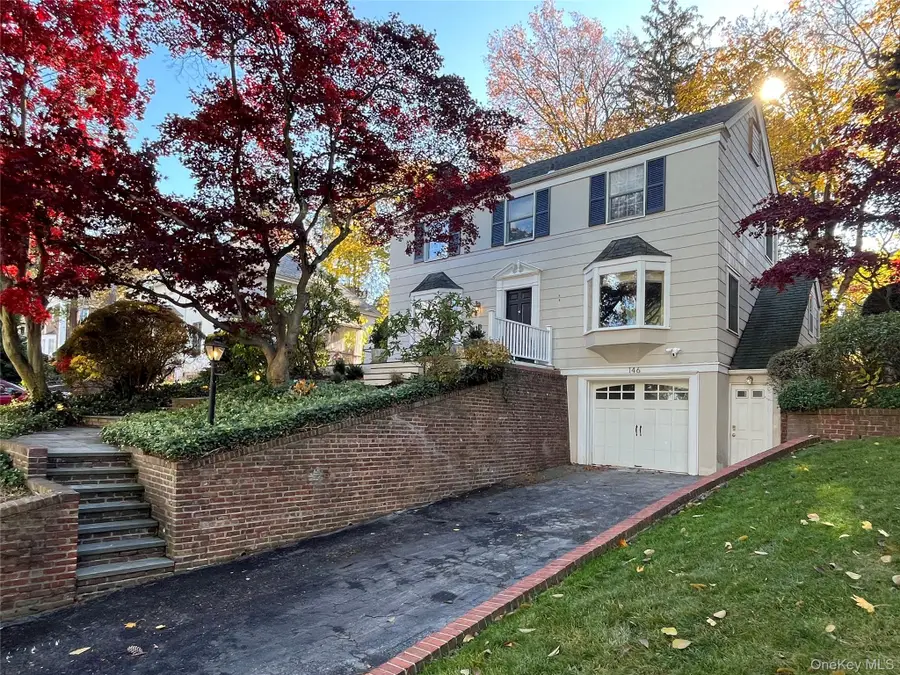146 Quaker Ridge Road, Manhasset, NY 11030 - Image #2