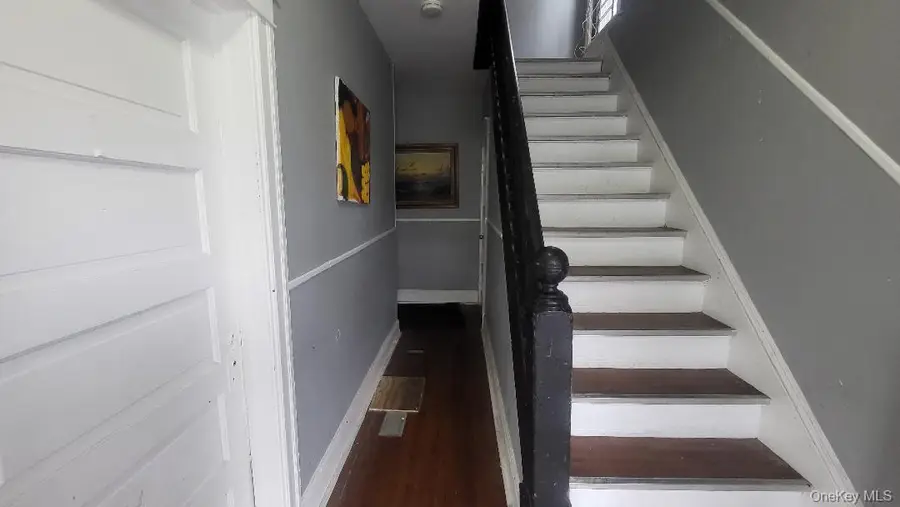 108 Winnikee Avenue, Poughkeepsie, NY 12601 - Image #2