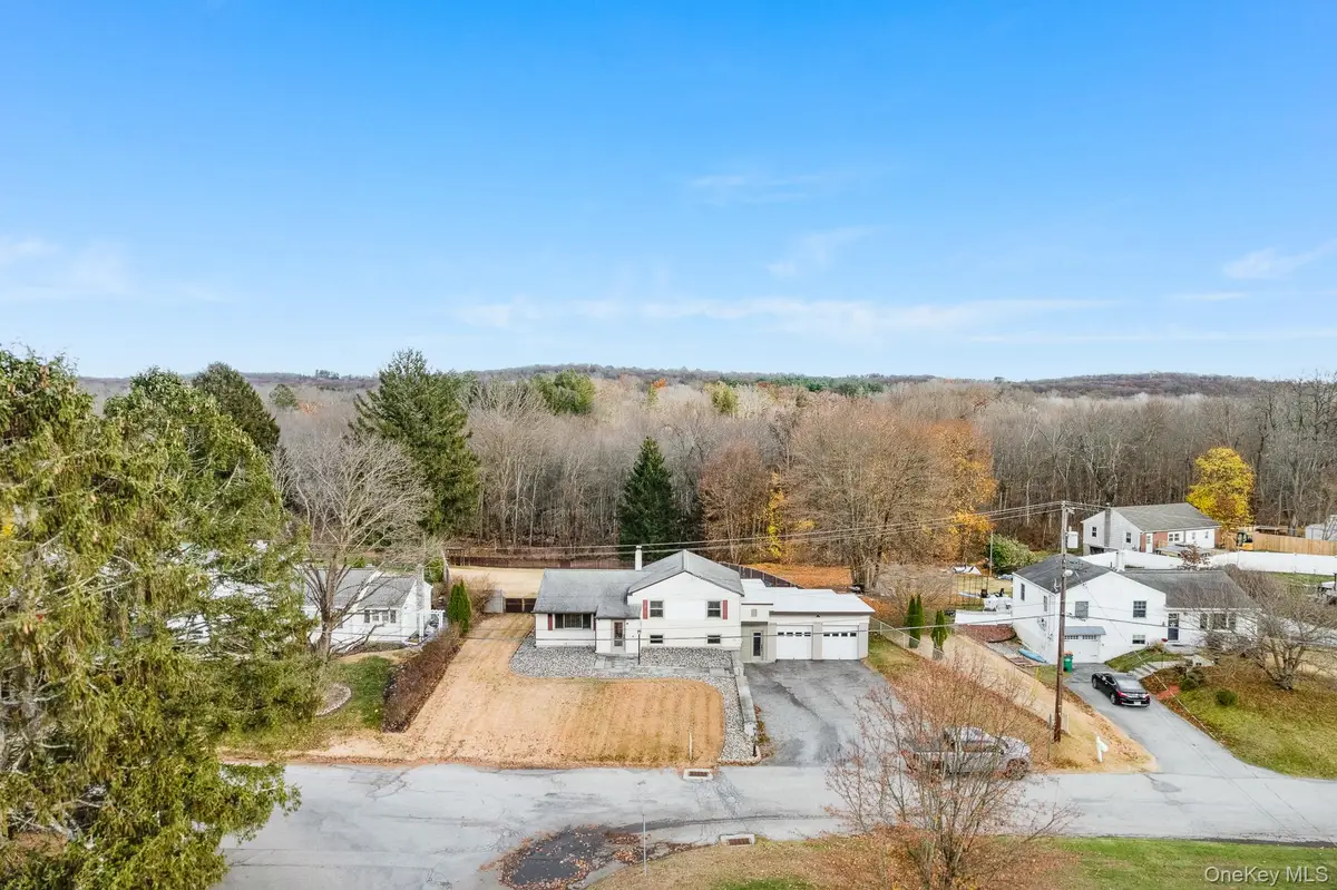 15 Franklin Road, Hyde Park, NY 12538 - Image #1