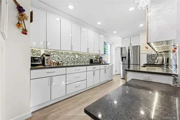 23-45 Bell Boulevard #5G, Bayside, NY 11360