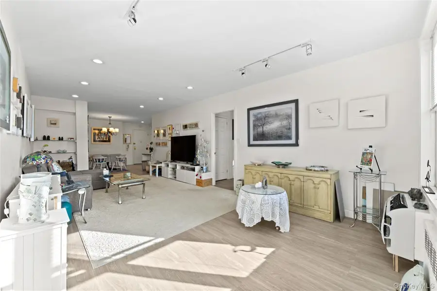 23-45 Bell Boulevard #5G, Bayside, NY 11360 - Image #3