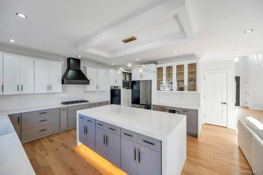 41 Coachman Lane, Levittown, NY 11756 - Image #3