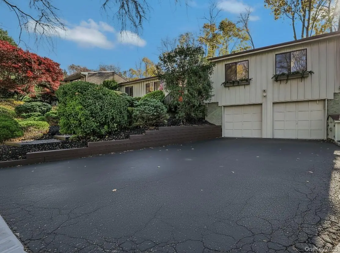 22 Highridge Drive, Huntington, NY 11743 - Image #1