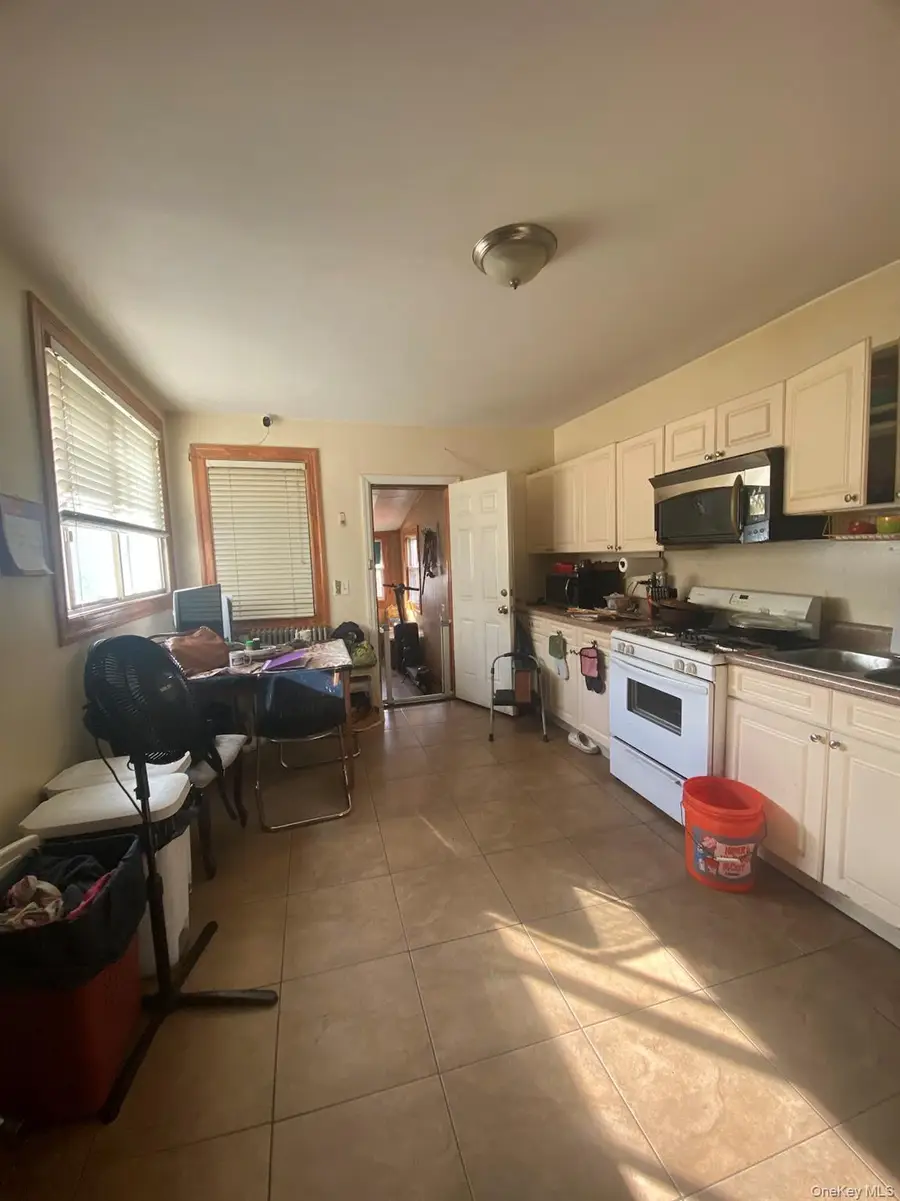 11512 125th Street, South Ozone Park, NY 11420 - Image #3