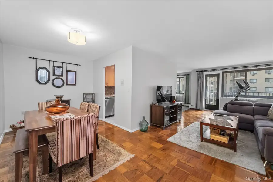 100 E Hartsdale Avenue #3BE, Hartsdale, NY 10530 - #2