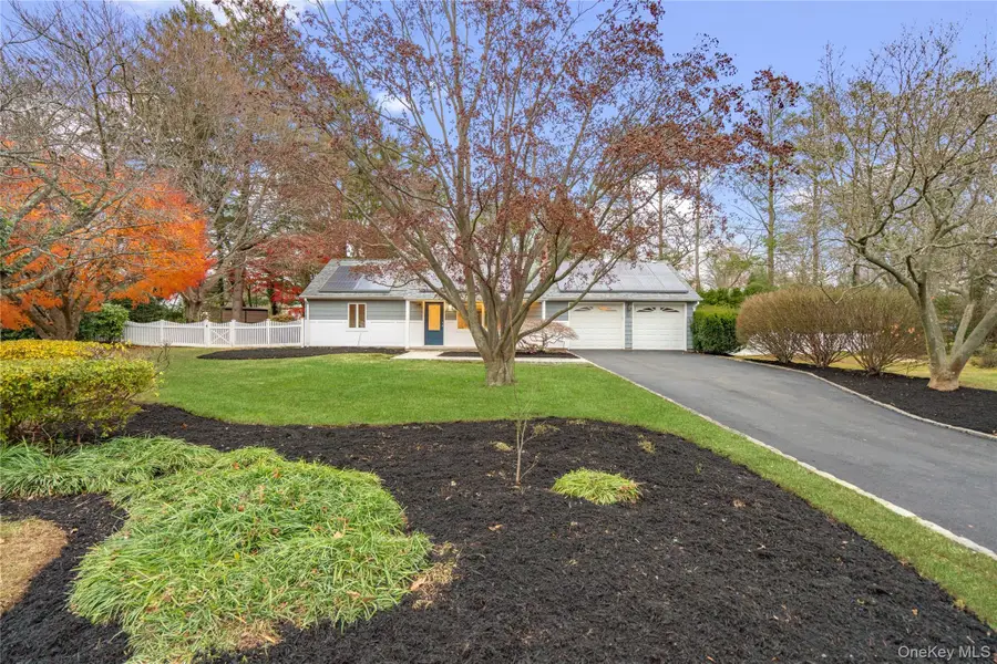 1 Upper Lane, Centerport, NY 11721 - Image #2