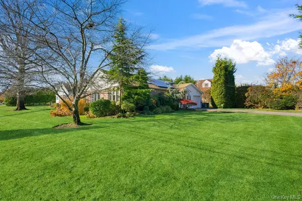 72 Lake End Road, Merrick, NY 11566