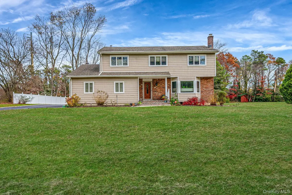 293 Marlin Street, Dix Hills, NY 11746 - Image #1
