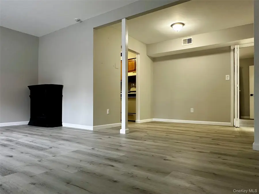 143 Bailey Court #143, Middle Island, NY 11953 - Image #3