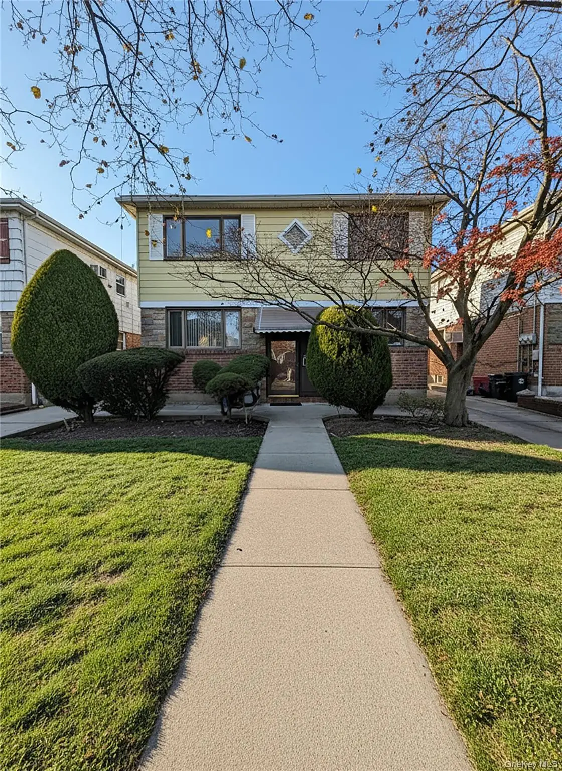 15520 Killarney Street, Howard Beach, NY 11414 - Image #1