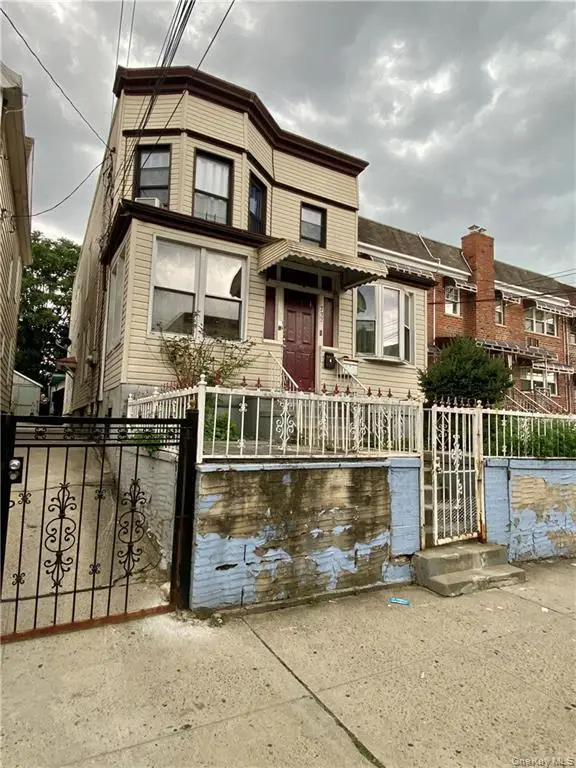 732 E 223rd Street, Bronx, NY 10466 - Image #1