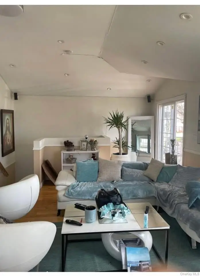 120-36 199 Street, Saint Albans, NY 11412 - Image #2