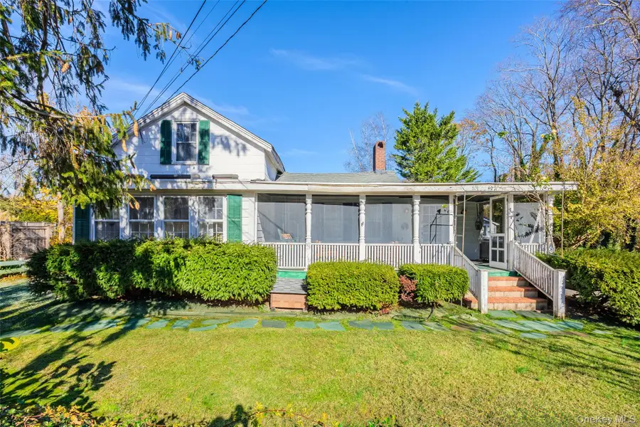 403 Middle Road, Bayport, NY 11705 - Image #2