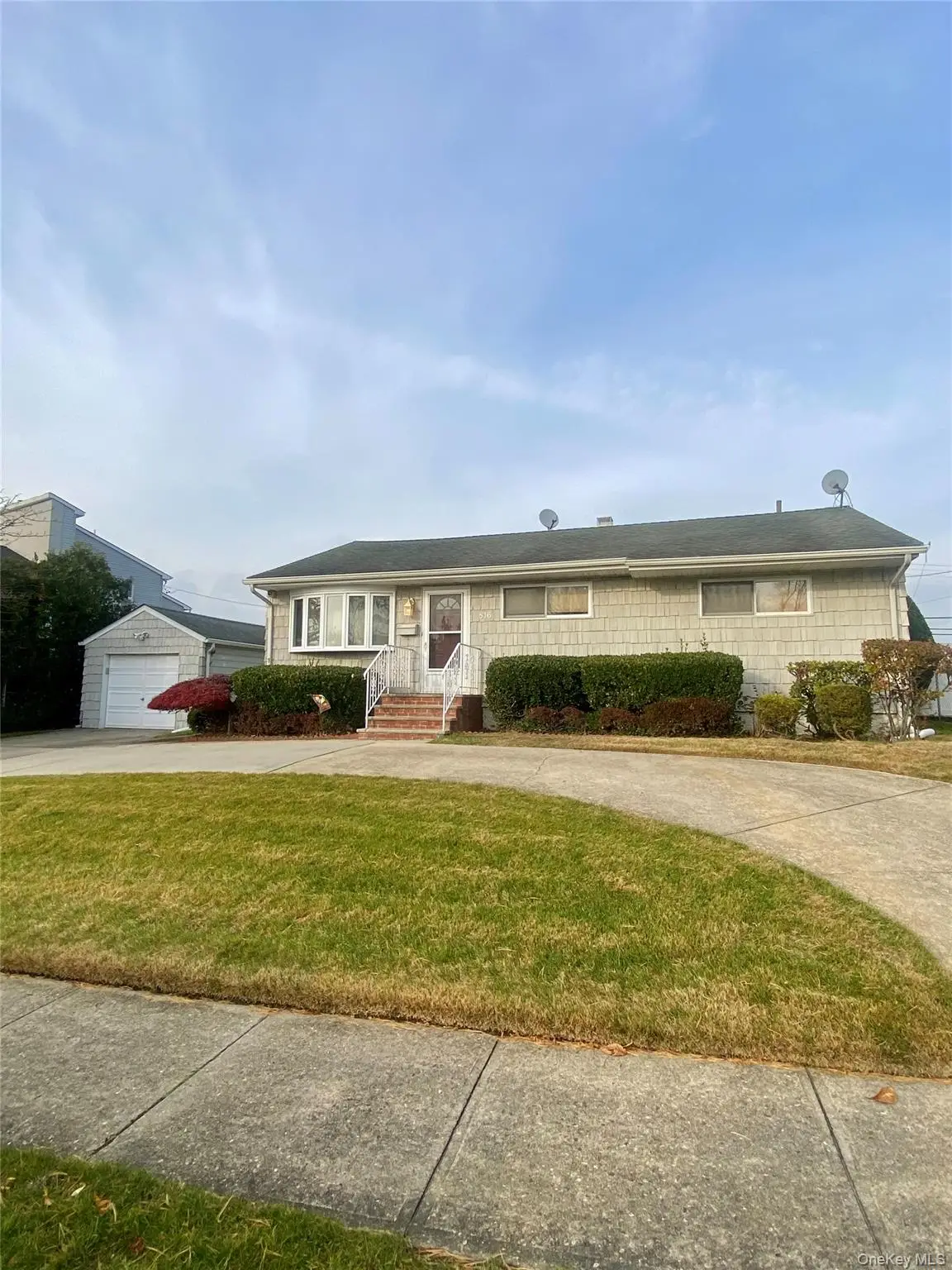 816 Anderson Avenue, Franklin Square, NY 11010 - Image #1