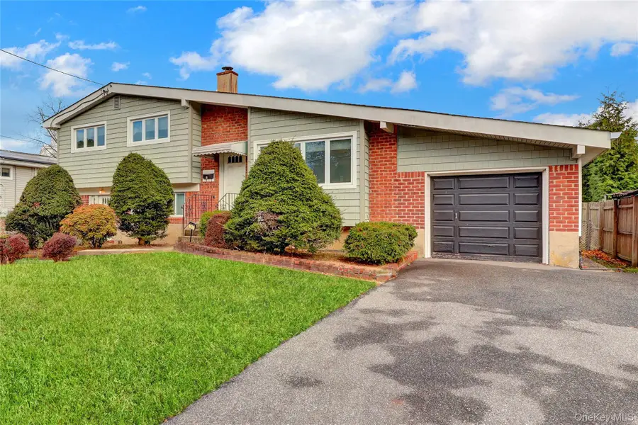 213 W 24th Street, Deer Park, NY 11729 - Image #3