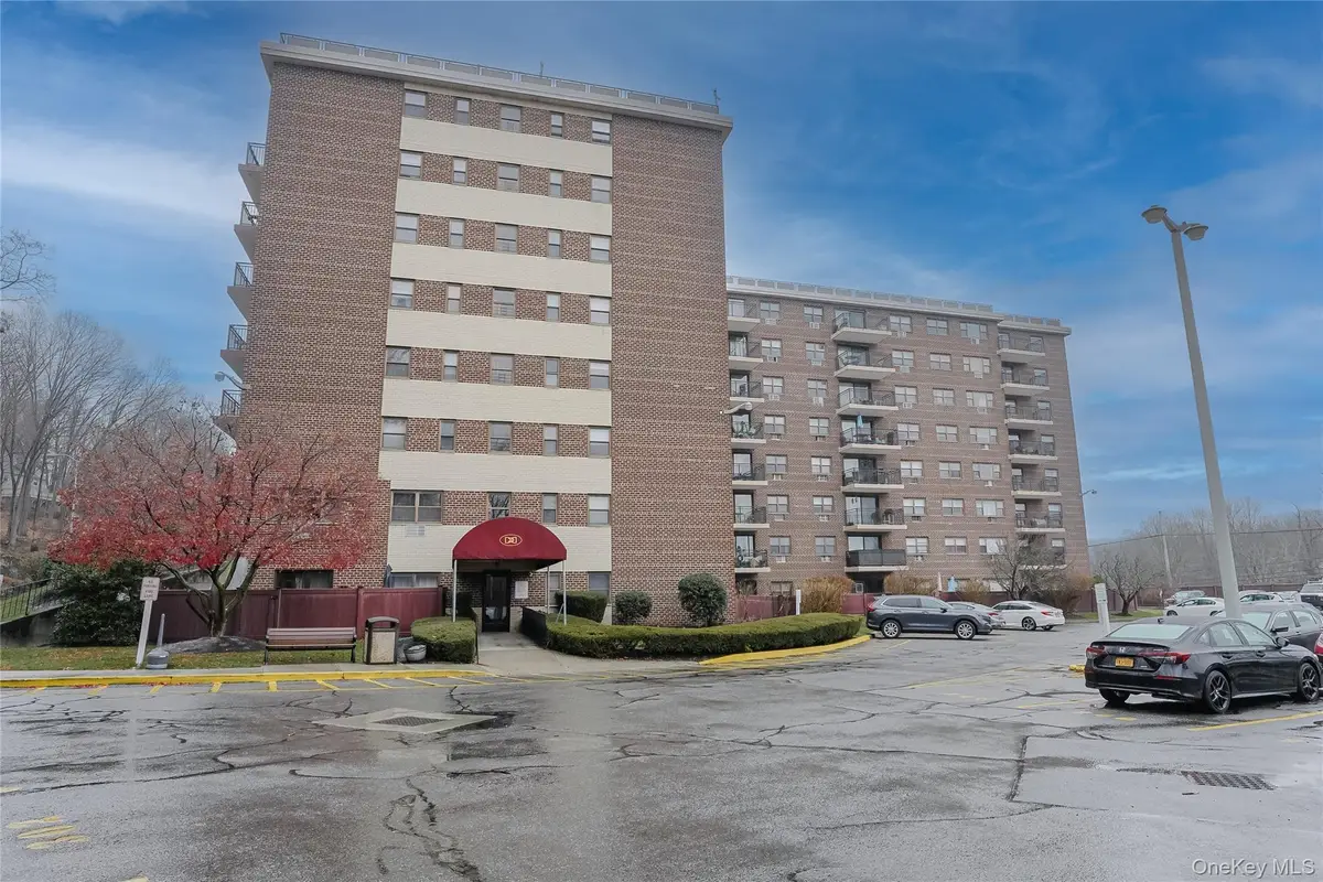100 Diplomat Drive #8M, Mount Kisco, NY 10549 - Image #1