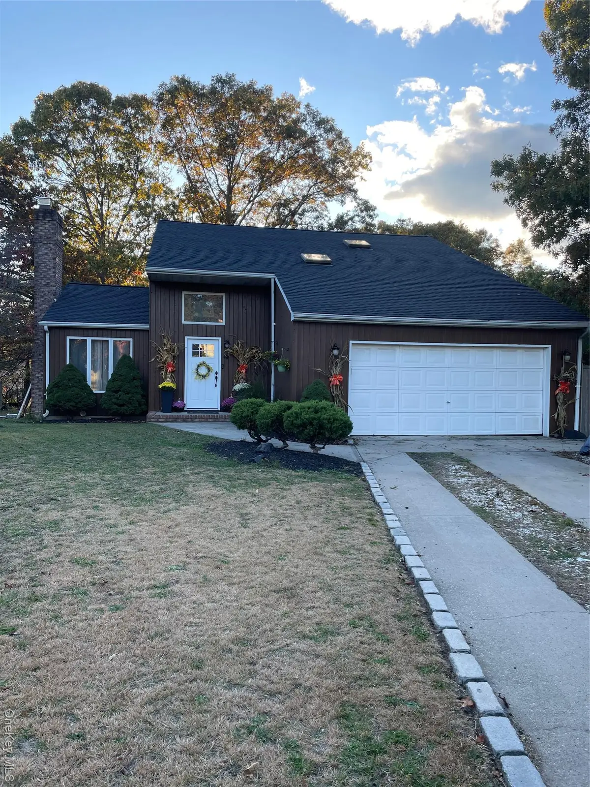 4 Marlo Court, Selden, NY 11784 - Image #1